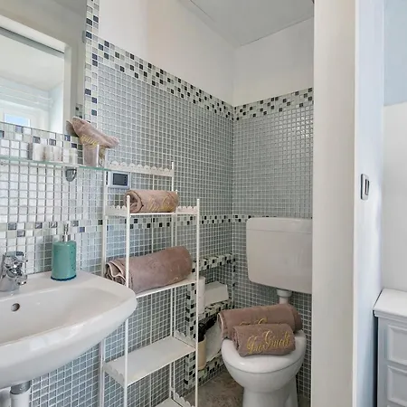 Bed & Breakfast B&B Da Giueli Rooms On The Seafront