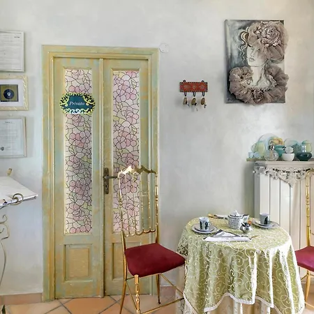 B&B Da Giueli Rooms On The Seafront Bed & Breakfast Alassio