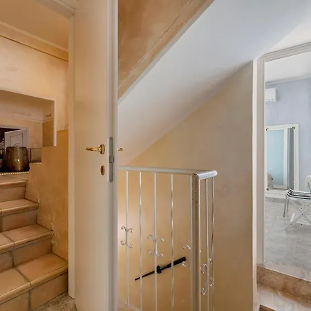 B&B Da Giueli Rooms On The Seafront Bed & Breakfast 3*