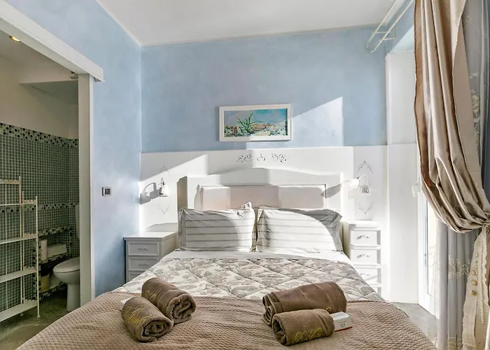 B&B Da Giueli Rooms On The Seafront 3*
