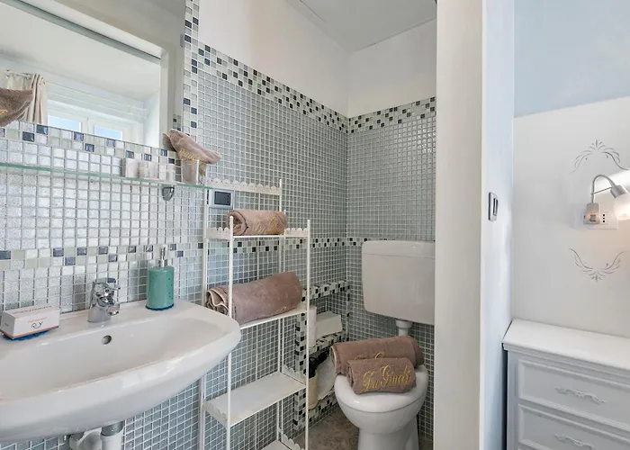 Bed & Breakfast B&B Da Giueli Rooms On The Seafront