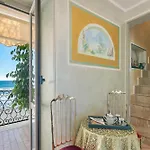 B&B Da Giueli Rooms On The Seafront 3* ألاسيو