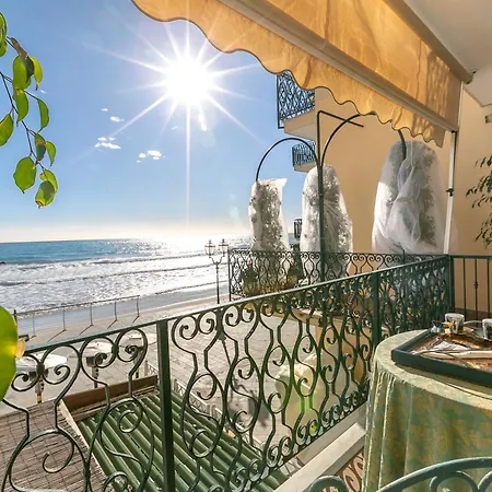 Da Giueli On The Seafront Alassio