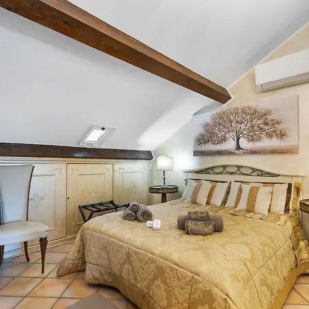 Da Giueli On The Seafront 住宿加早餐酒店 阿拉西奥