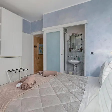 Bed & Breakfast Da Giueli On The Seafront