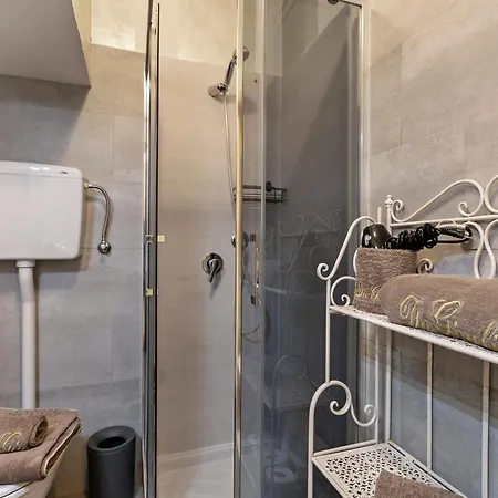 Da Giueli On The Seafront 3*